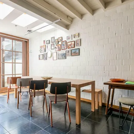 Modern Holidayhouse In Heist 펜션 *